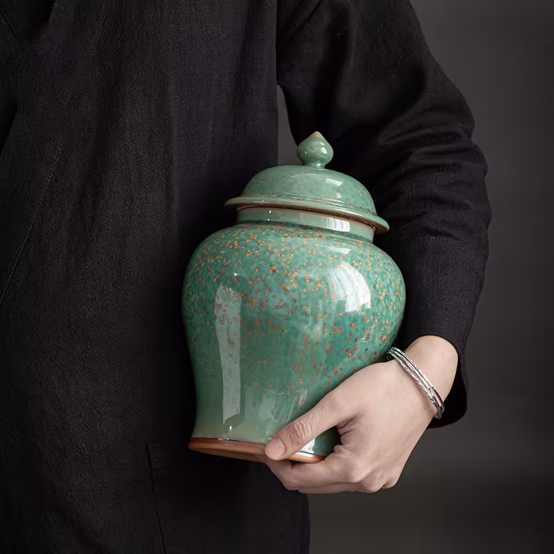 Kiln Baked Retro Temple Jar Chinese Tea Pot